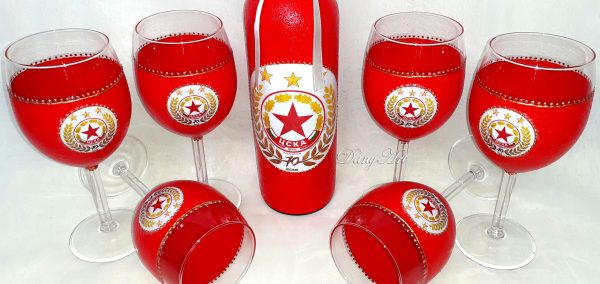 Комплект чаши за червено вино и бутилка ЦСКА - Image 3