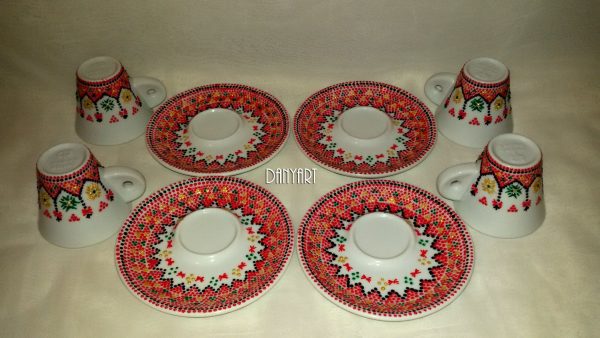 Комплект рисувани чаши за кафе Шевица